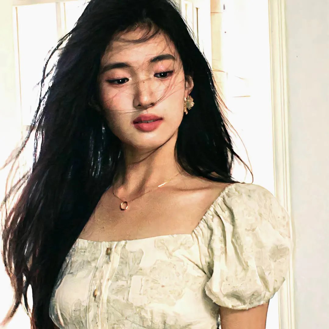 兔子谜题海报