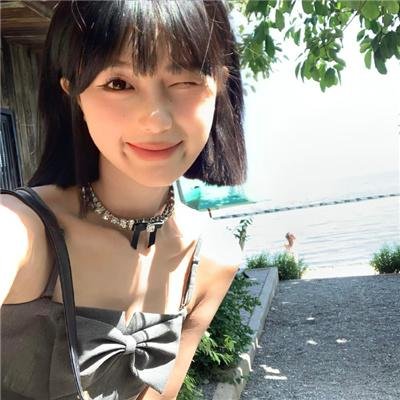 拥抱未来的你海报